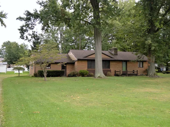 671 Centennial St, Geneva, OH 44041