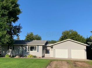 5426 Belmont Rd, Grand Forks, ND 58201