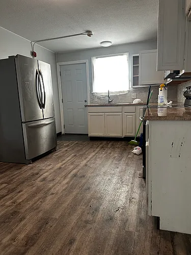 16 Lincoln Ave #16B Photo 1