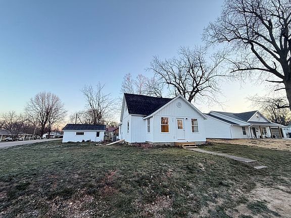 4th image of 325 W Tyndal St