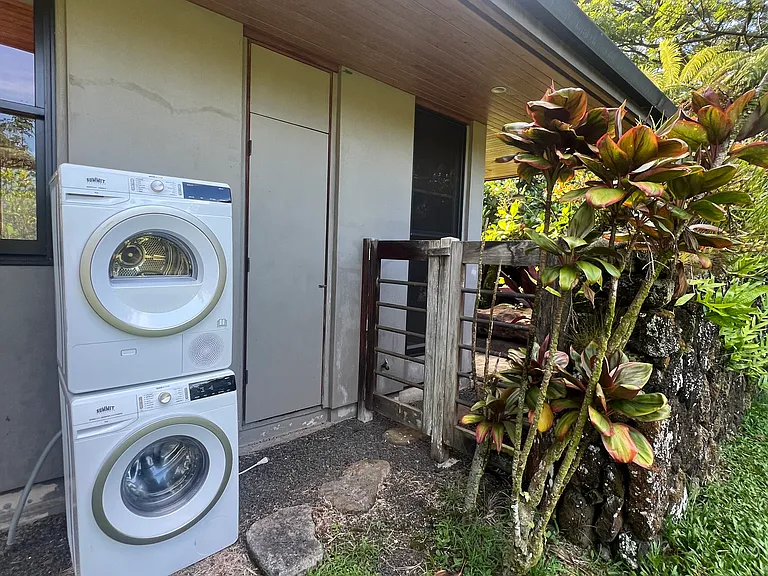 5792 Kahiliholo Rd #1 — Photo 11