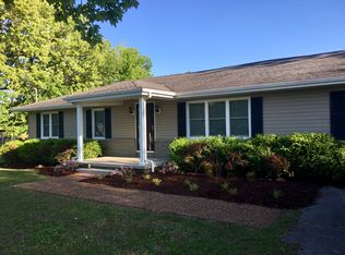 305 W Greenville Rd, White Plains, KY 42464