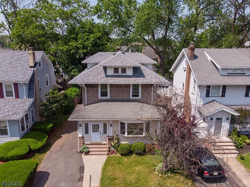 1st image of 19 Hollywood Ave