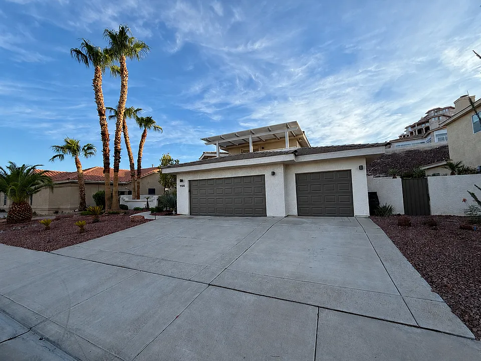1135 Calico Ridge Dr