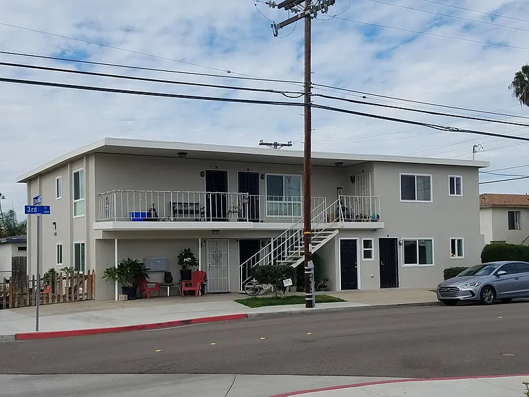 292 Elkwood Ave #C — Photo 1