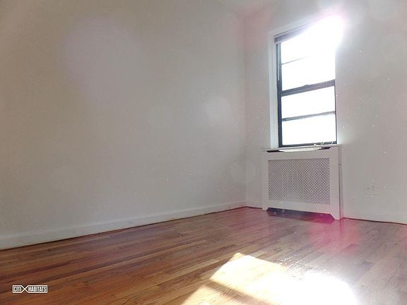3rd image of 156 W 74th St APT 4D