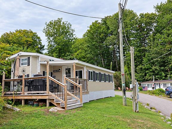 3rd image of 728 Scenic Road #301