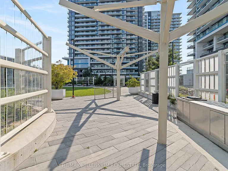 2560 Eglinton Ave W #609 — Photo 5