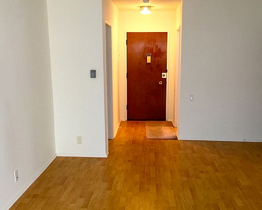 3rd image of 1430 Idaho Ave