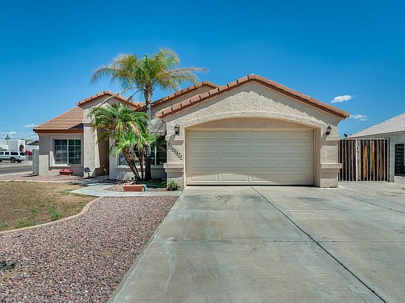 3rd image of 16047 N 35th Dr