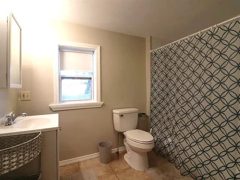 9 Columbia St #1 — Photo 5