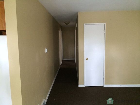 2nd image of 9247 S Parnell Ave