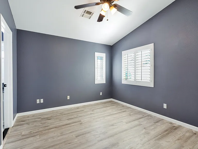 5049 Forest Oaks Dr — Photo 31