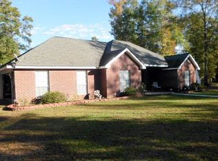 60 Lost Creek Ln, Picayune, MS 39466