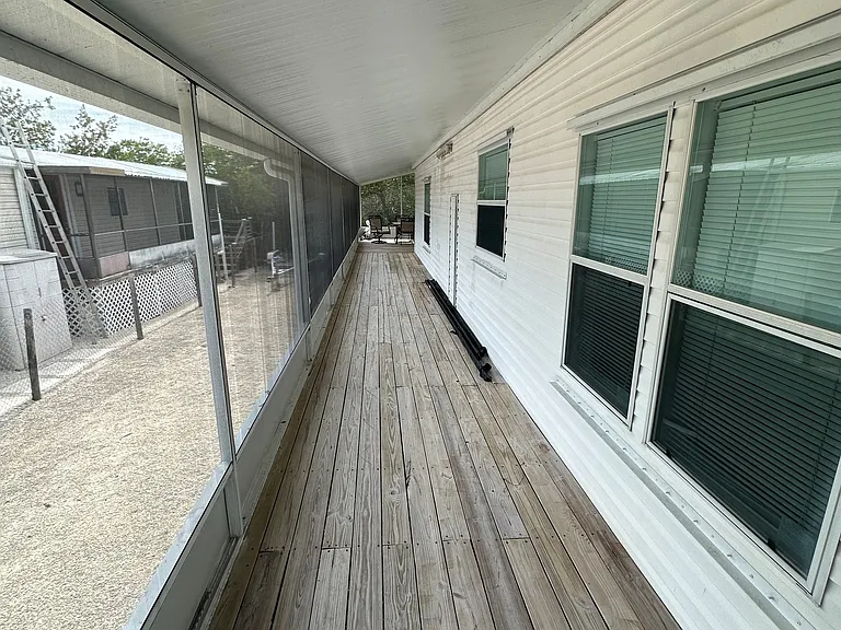 756 Michael Dr — Photo 7