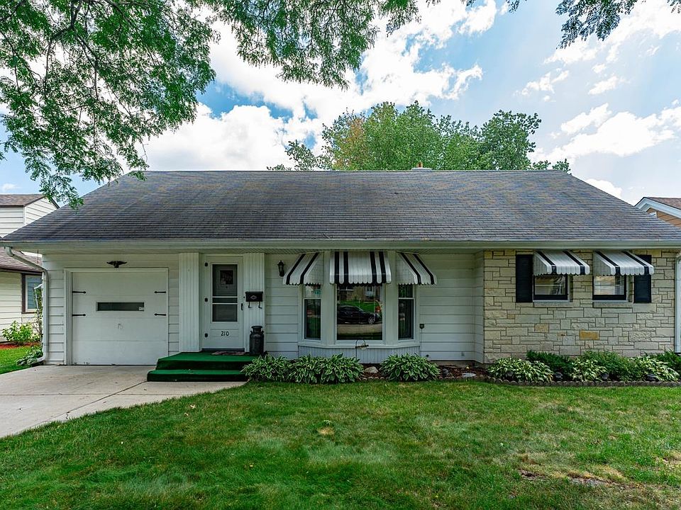 1st image of 210 Kenilworth Dr