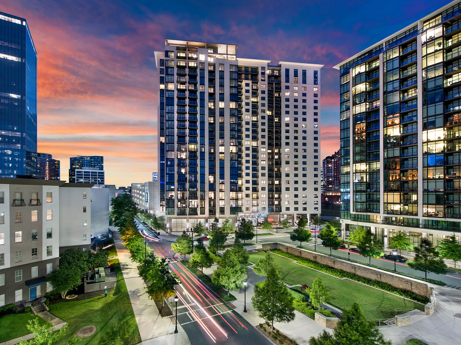 AMLI Lenox — Photo 1