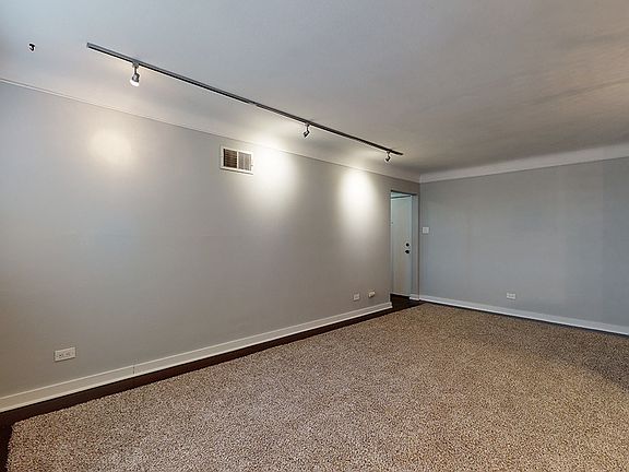 4th image of 1285 N Albion St #302