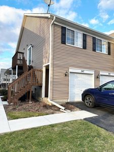 347 Village Creek Dr, Lake In The Hills, IL, 60156