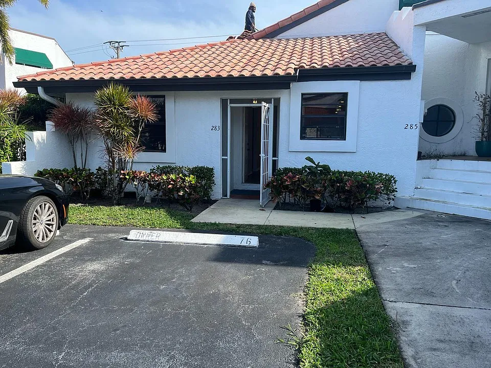 283 NW 36th Ave