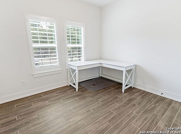 5th image of 1125 Cedar Grove Trl