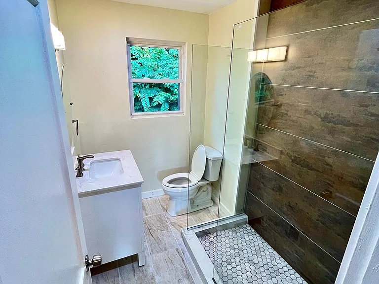 149 Race St — Photo 1