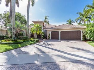 2474 Eagle Run Way, Weston, FL 33327