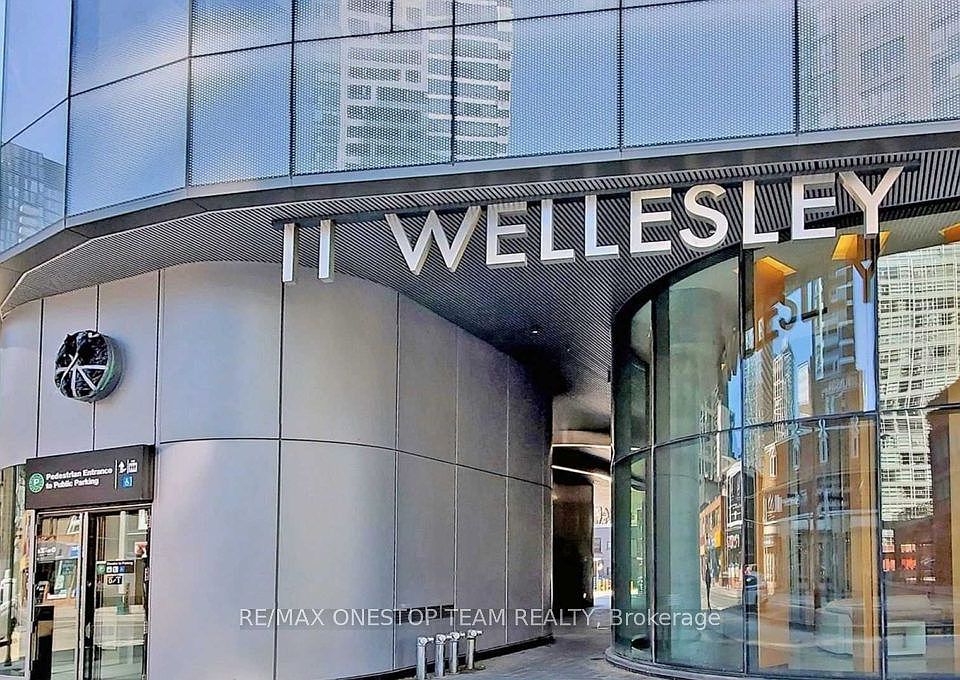 1st image of 11 Wellesley St W Penthouse 6013