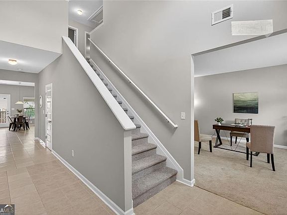 3rd image of 311 Hillcrest Ct