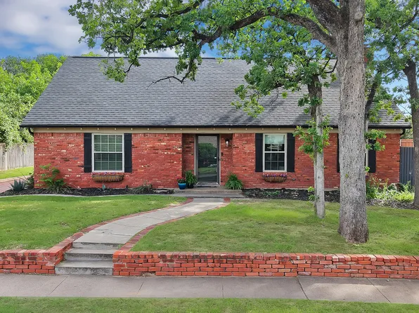 1710 Hilltop Ln, Pantego, TX 76013