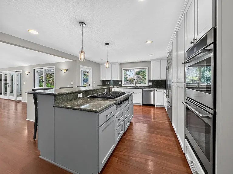 1 Kirkcrest Ct — Photo 10