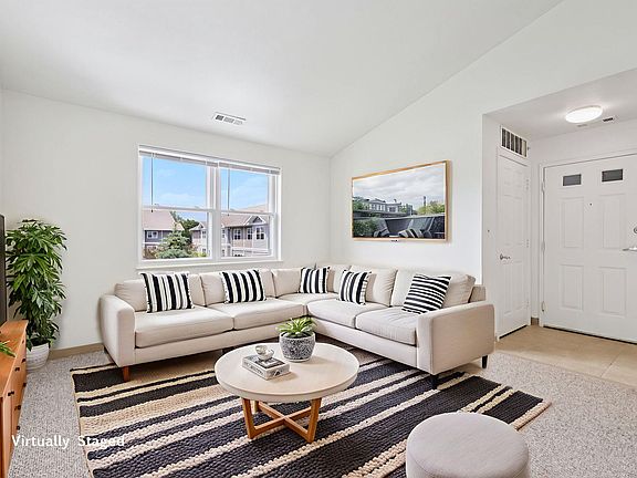 3rd image of 12 Buckley Rd #1131