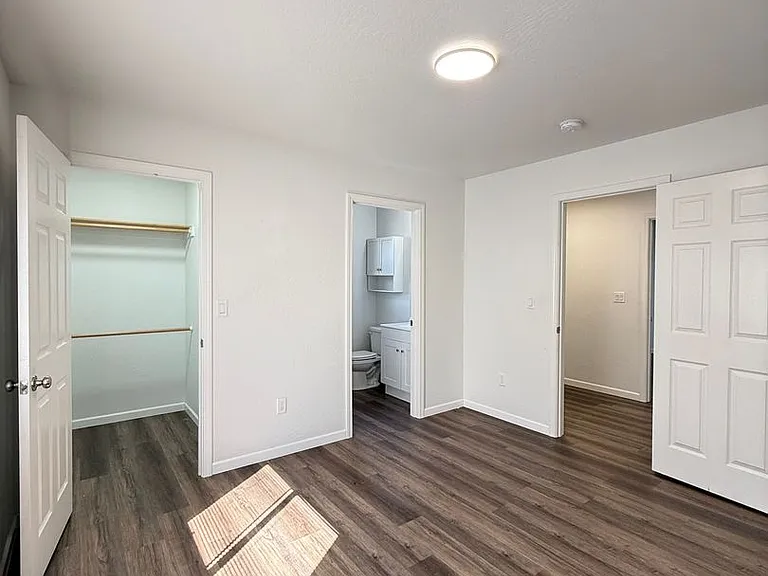634 Colinwood Ct — Photo 9