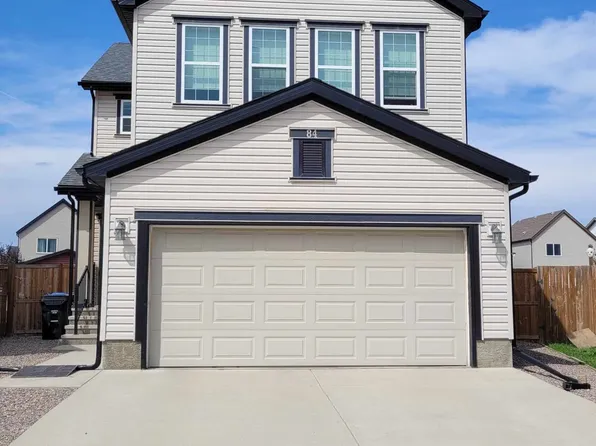 84 Copperpond Mews SE, Calgary, AB T2Z 0Z3