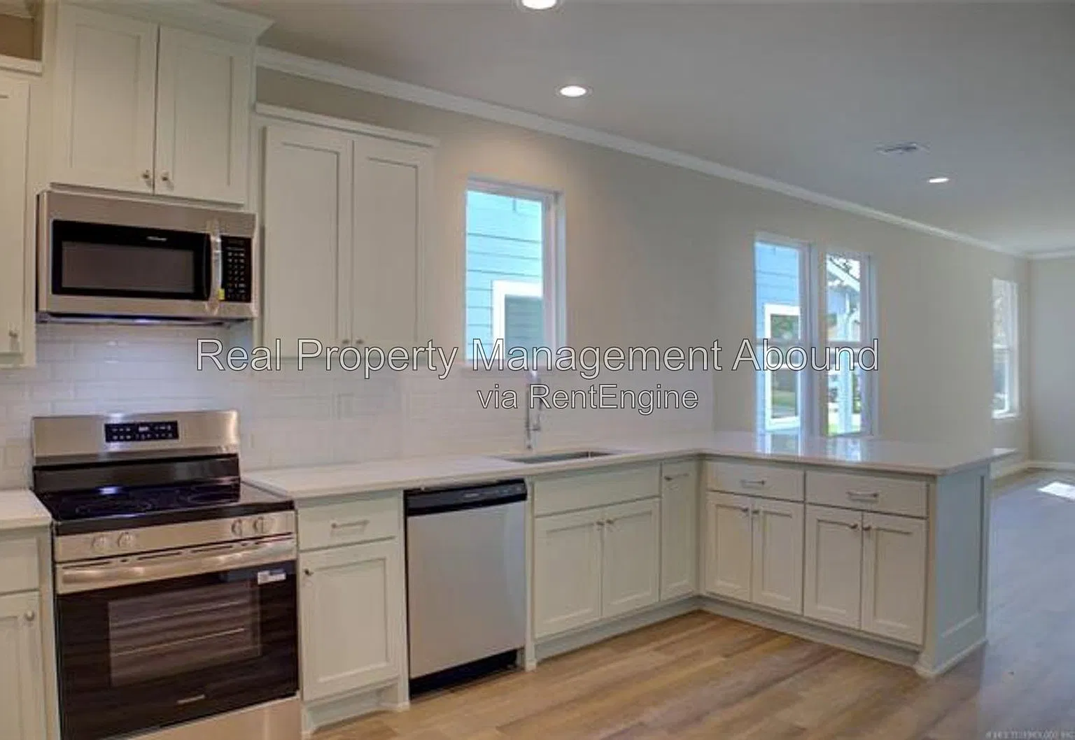 2 bed, 2.5 bath, 1120 sqft, $1,500 — Photo 4