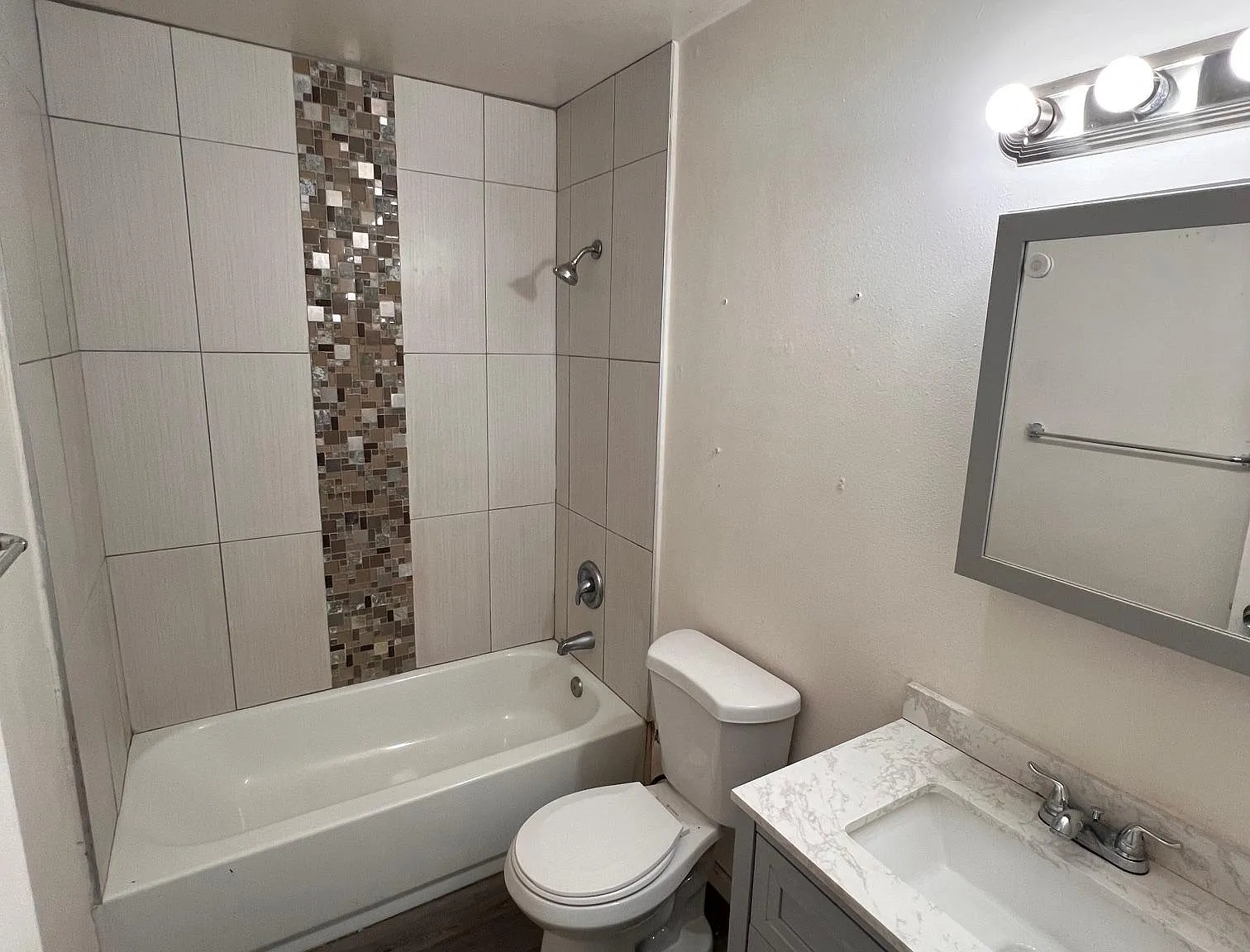 2 bed, 780 sqft, $1,350 — Photo 4