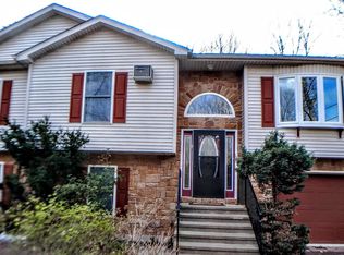 124 Williams Ln, Scotrun, PA 18355