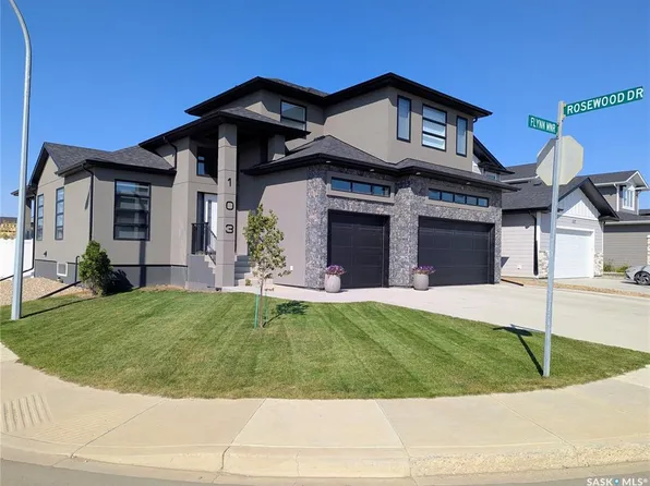 103 Flynn MANOR, Saskatoon, SK S7V 0Z4