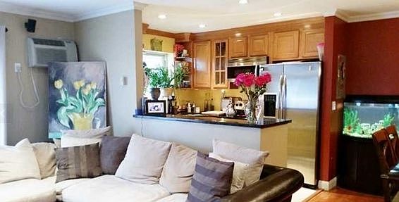 OPEN FLOOR PLAN LIVING AREA