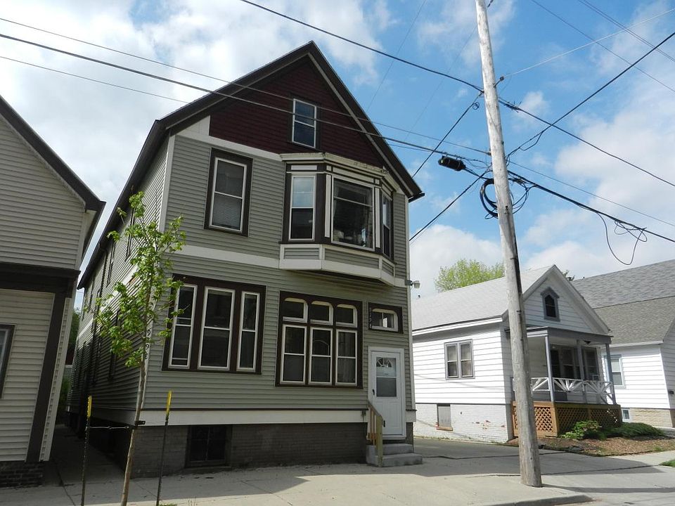 1st image of 919 E Clarke St APT 2