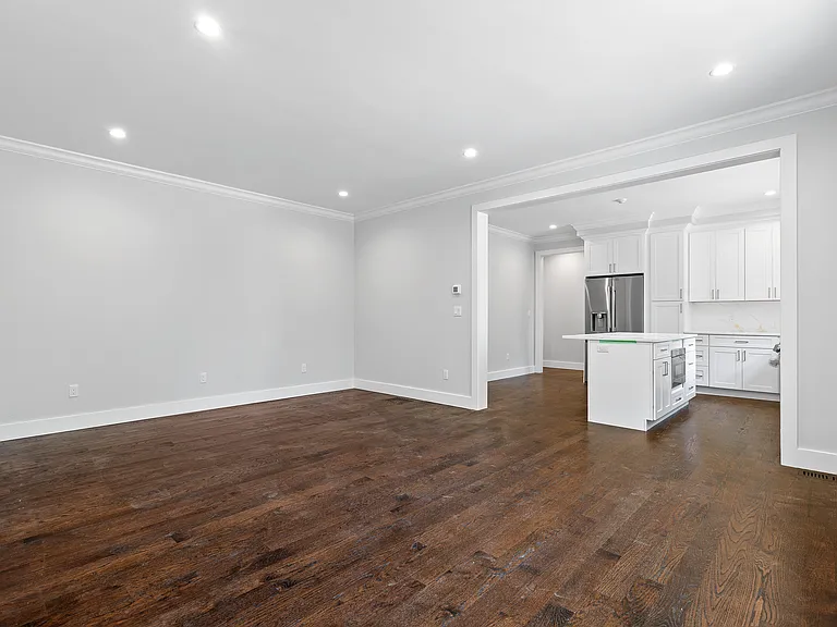 35 Old Bedford Rd #B — Photo 4