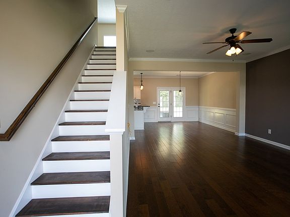 5th image of 634 Grandiflora Cir