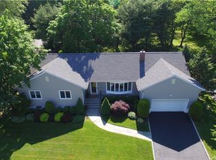 192 Stuart Dr, New Rochelle, NY 10804