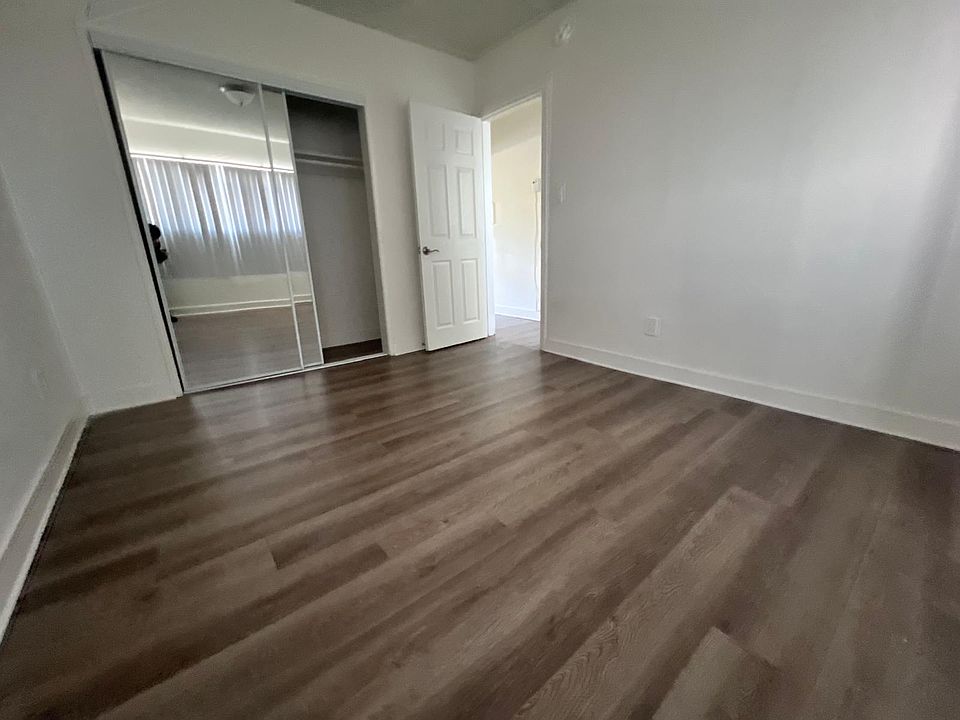 1st image of 14733 Blythe St #G23