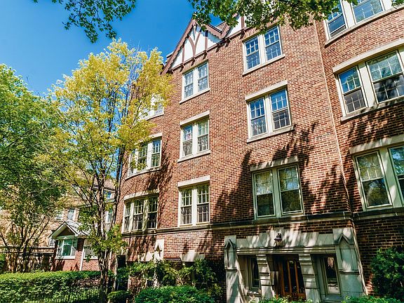 2nd image of 336 S Maple Ave APT 1A