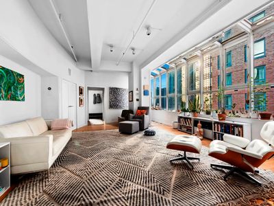 347 W 39th St APT 13N, New York, NY, 10018