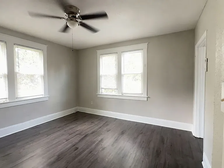 1807 Springfield - Platinum — Photo 7