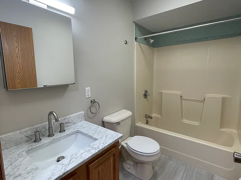 18.5 N Fulton St #4 — Photo 4