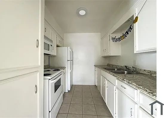 1518 N Haskell Ave #E1 — Photo 10