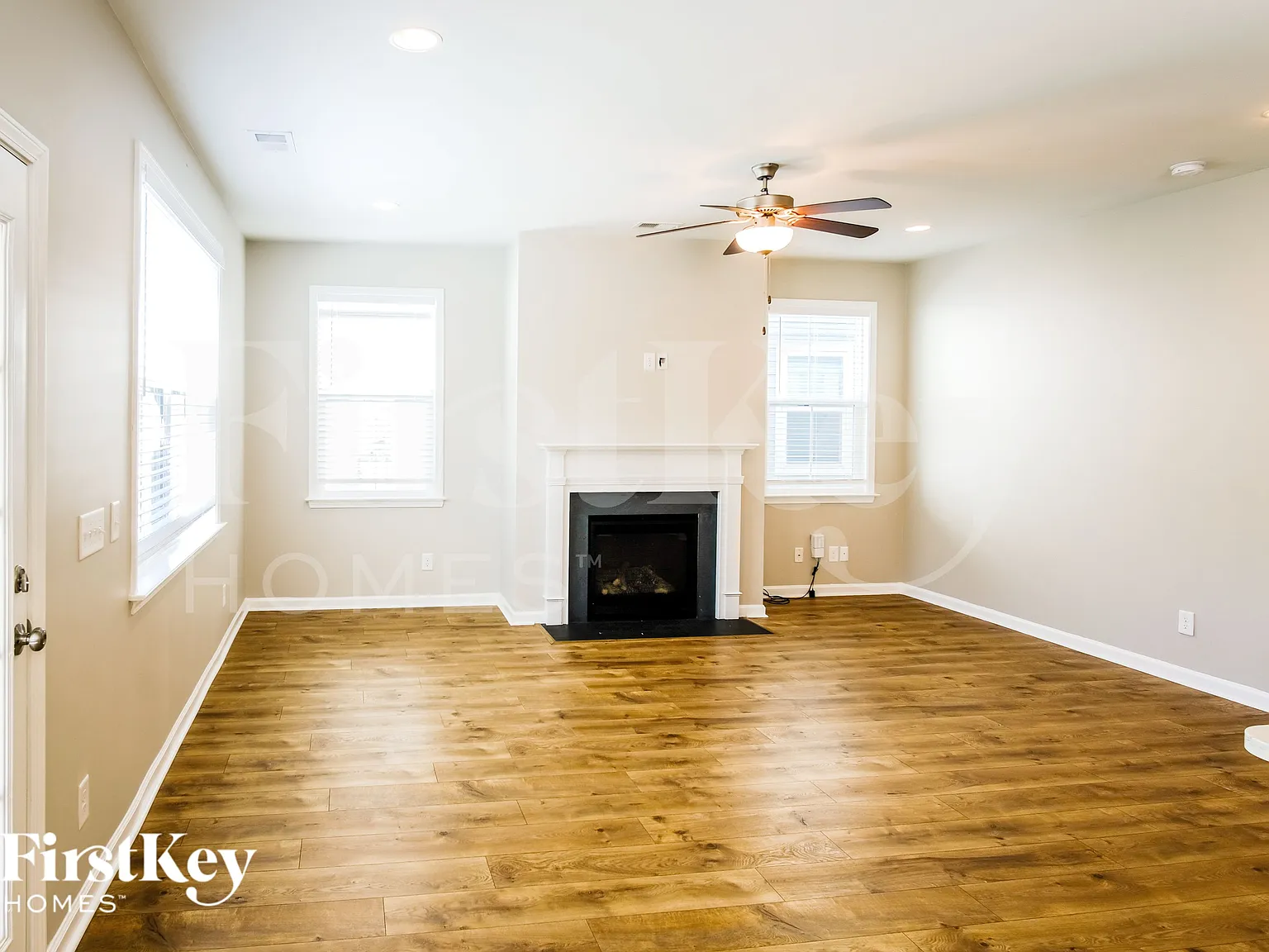 3 bed, 2.5 bath, 2134 sqft, $2,235 — Photo 3